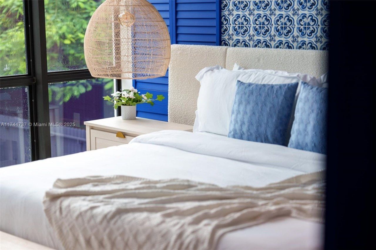 408 NW 52nd St, Miami, FL 33127 Photo