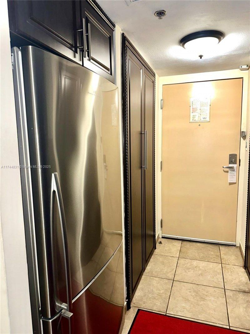 19201 Collins Ave, Unit 435, Sunny Isles Beach, FL 33160 Photo