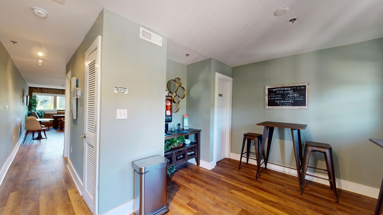 40 Bee Street Photo 16