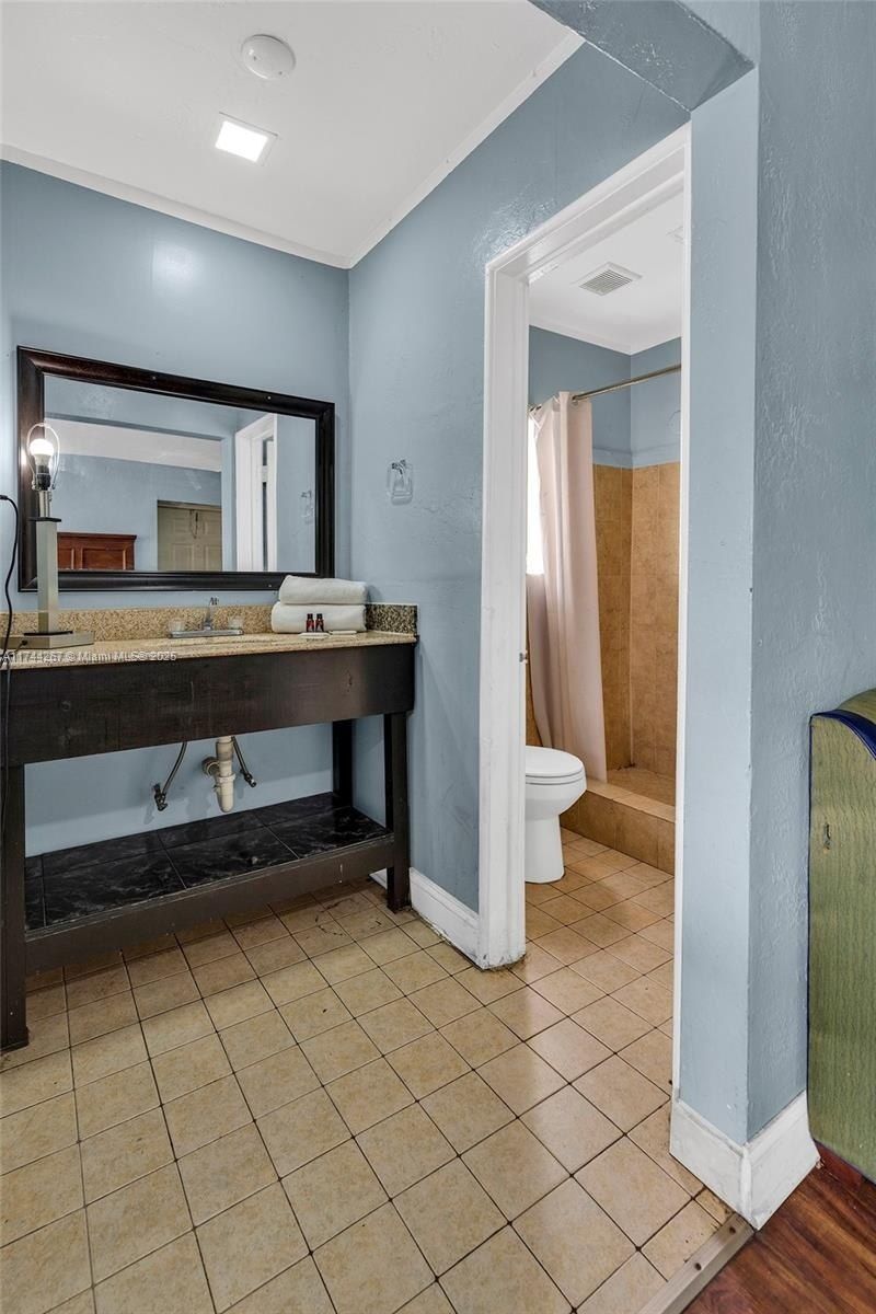 1150 S Federal Hwy, Dania Beach, FL 33004 Photo