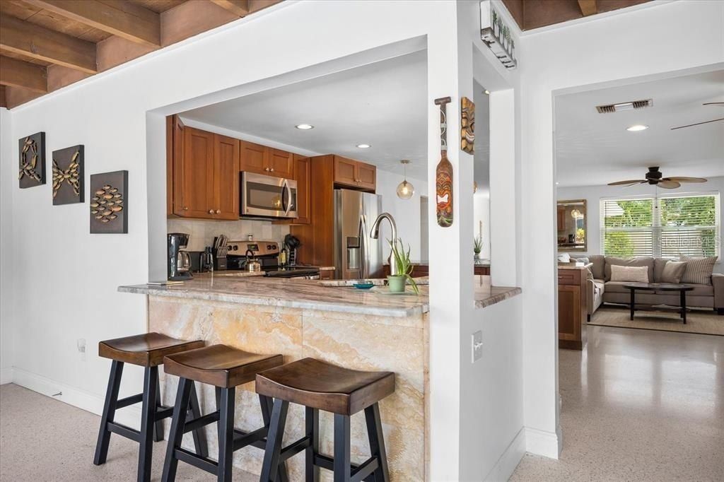 327 Avenida Milano, Sarasota, FL 34242 Photo