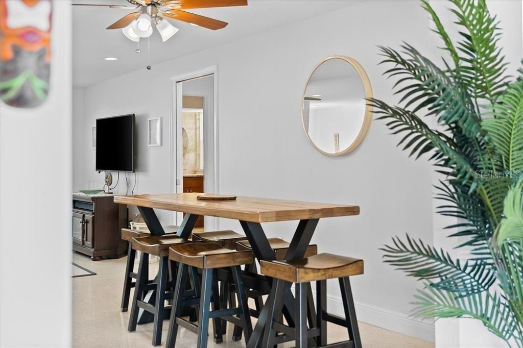 327 Avenida Milano, Sarasota, FL 34242 Photo