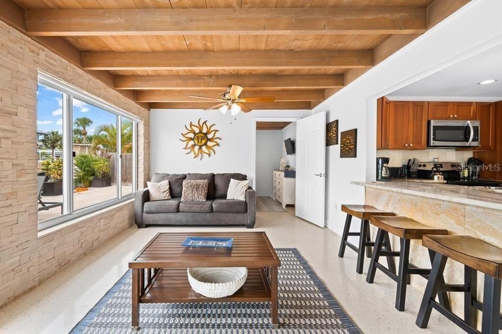 327 Avenida Milano, Sarasota, FL 34242 Photo