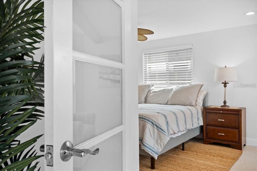 327 Avenida Milano, Sarasota, FL 34242 Photo