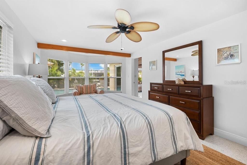 327 Avenida Milano, Sarasota, FL 34242 Photo