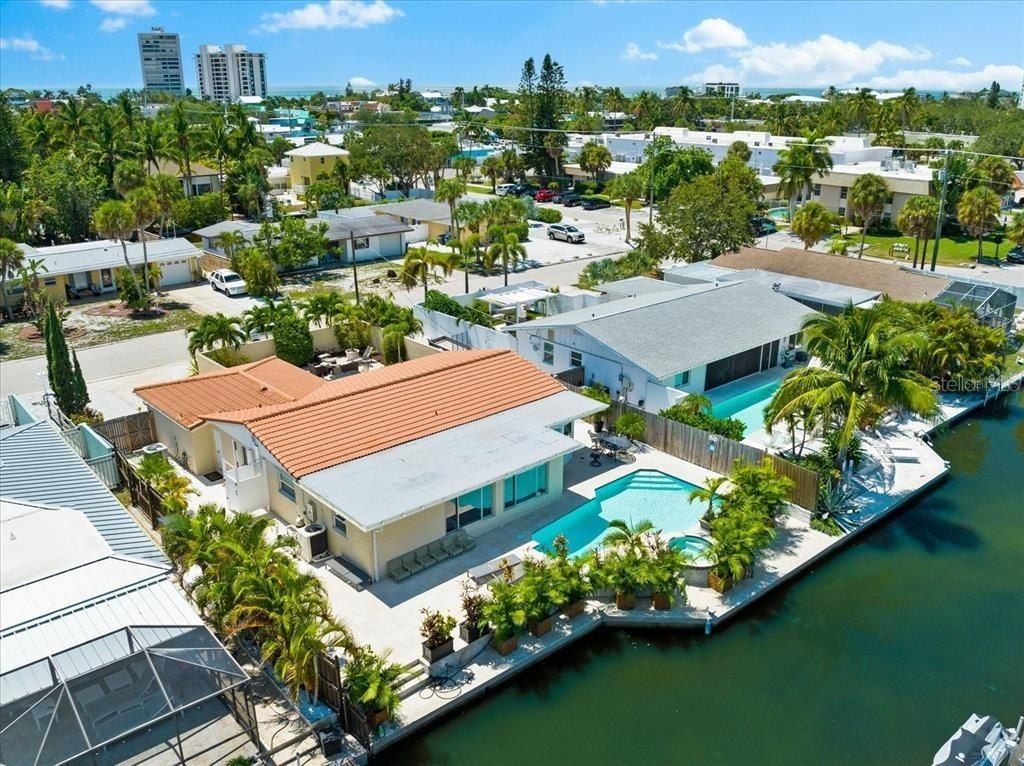 327 Avenida Milano, Sarasota, FL 34242 Photo