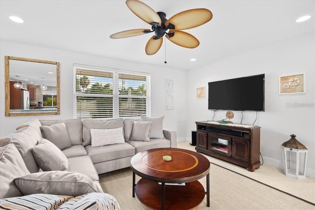 327 Avenida Milano, Sarasota, FL 34242 Photo