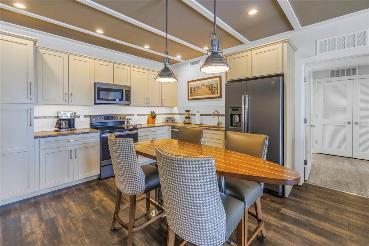 5325 Marina Drive, Unit 128, Bradenton Beach, FL 34217 Photo