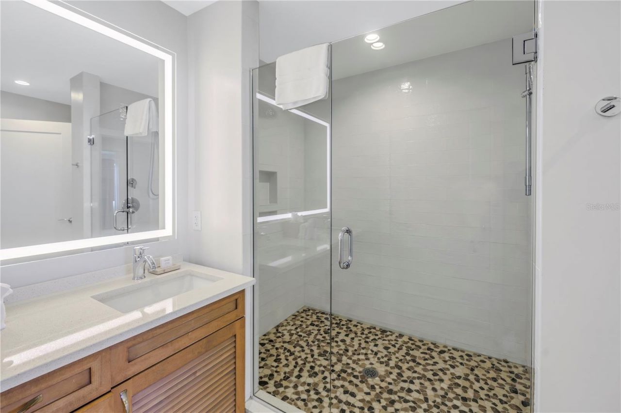 5325 Marina Drive, Unit 128, Bradenton Beach, FL 34217 Photo