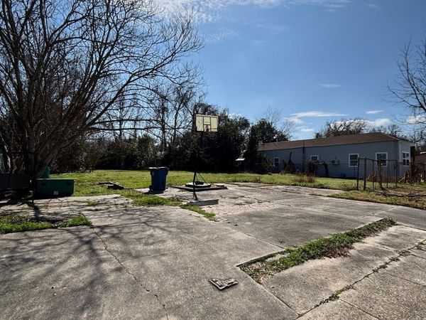 58475 Meriam, Plaquemine, LA 70764