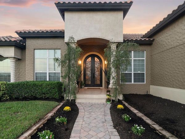 1384 E LAKE SHORE BOULEVARD, KISSIMMEE, FL 34744