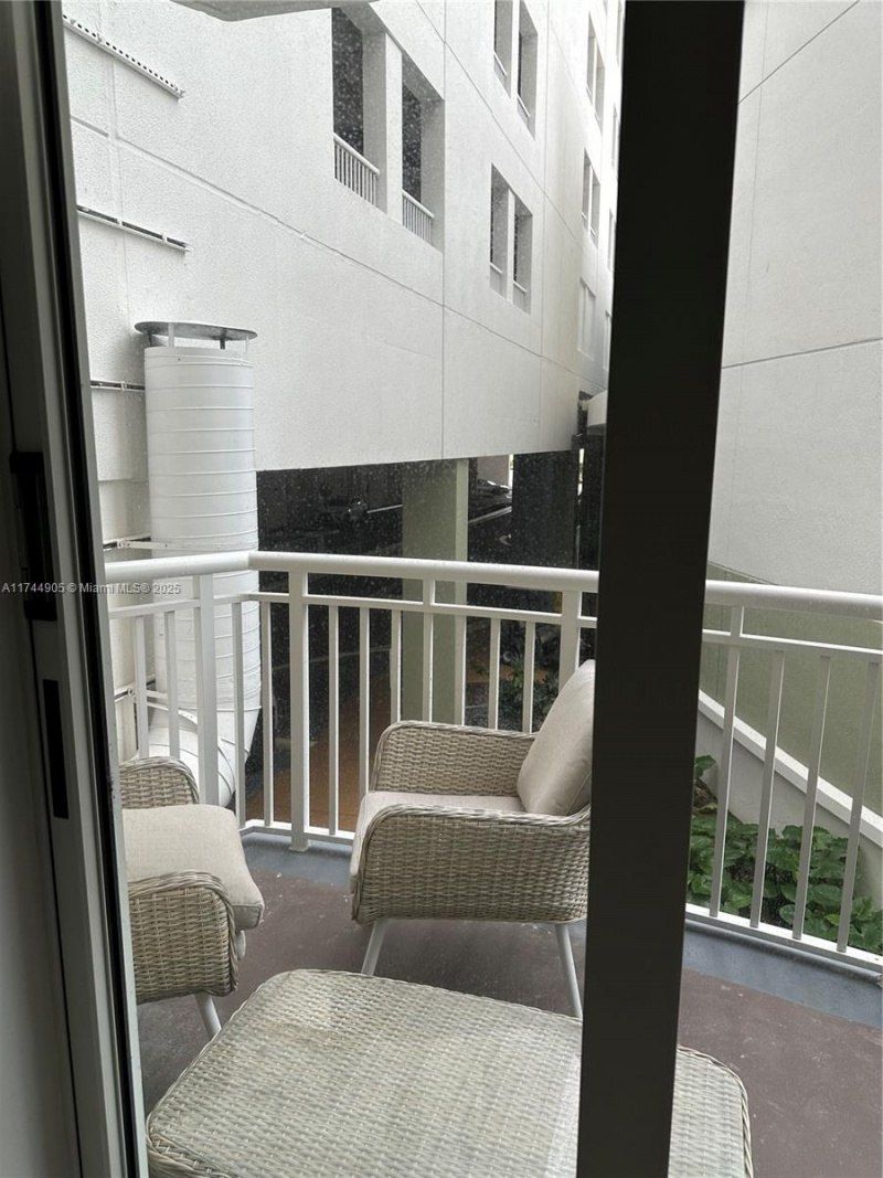 1755 E Hallandale Beach Blvd, Unit MEZ7E, Hallandale Beach, FL 33009 Photo