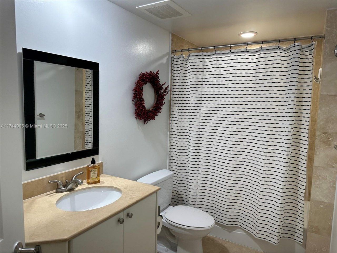 1755 E Hallandale Beach Blvd, Unit MEZ7E, Hallandale Beach, FL 33009 Photo