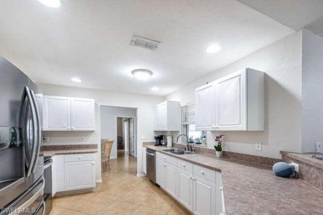 1914 NE 34th St, Cape Coral, FL 33909 Photo