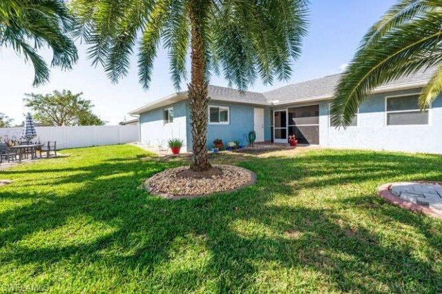 1914 NE 34th St, Cape Coral, FL 33909 Photo