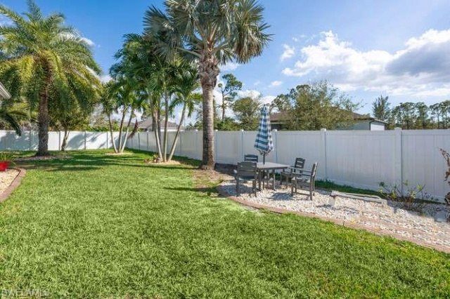 1914 NE 34th St, Cape Coral, FL 33909 Photo