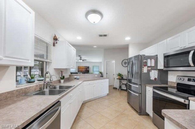 1914 NE 34th St, Cape Coral, FL 33909 Photo