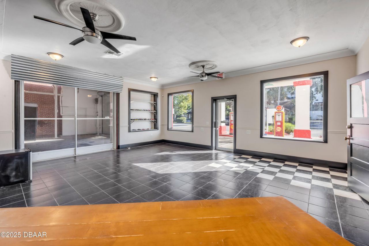 208 Magnolia Street, New Smyrna Beach, FL 32168 Photo