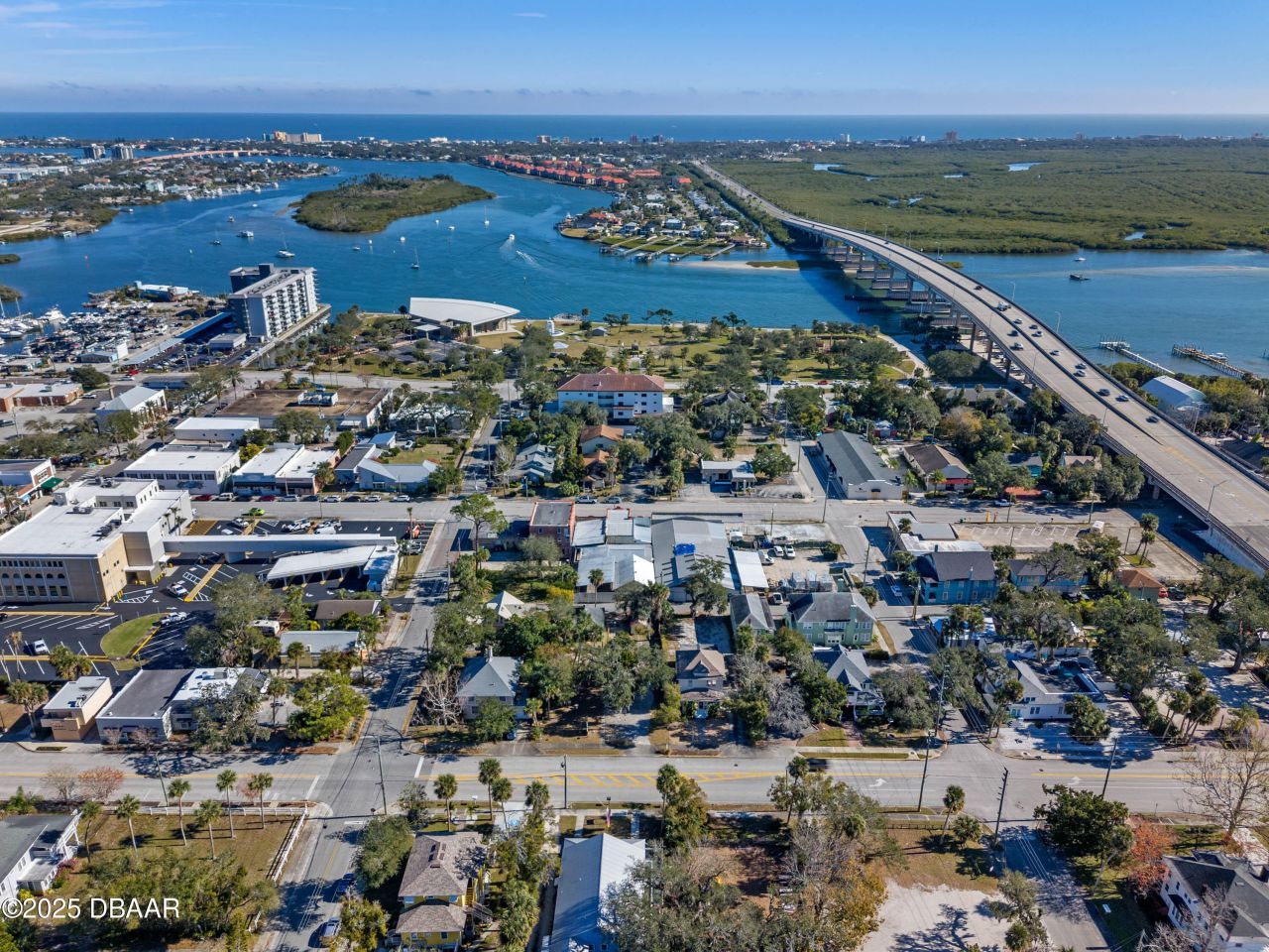 208 Magnolia Street, New Smyrna Beach, FL 32168 Photo