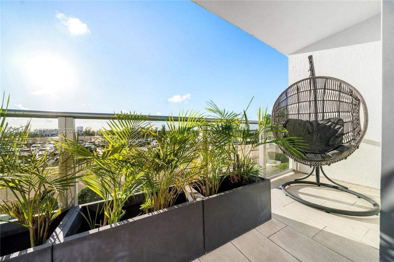 1180 N Federal Hwy, Unit 605, Fort Lauderdale, FL 33304 Photo