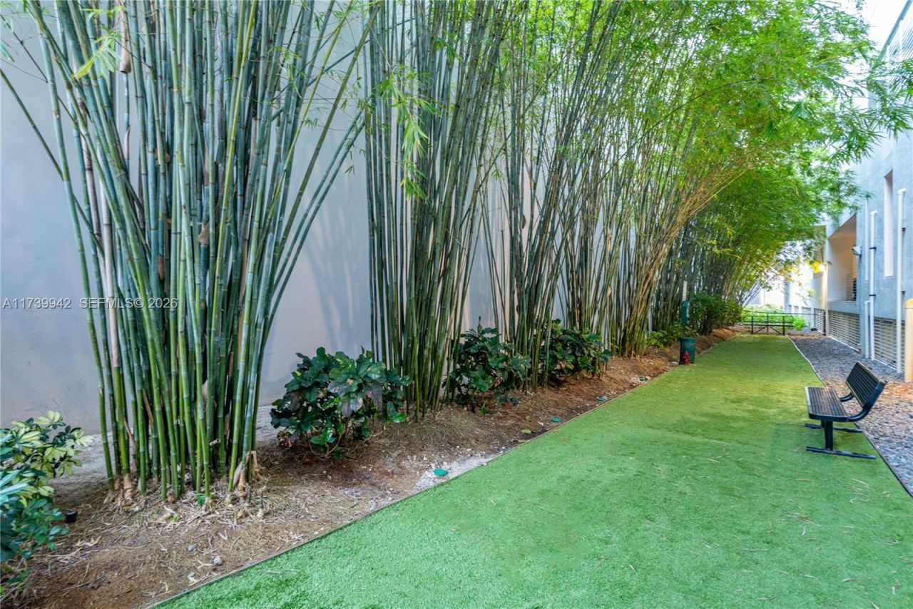 1180 N Federal Hwy, Unit 605, Fort Lauderdale, FL 33304 Photo