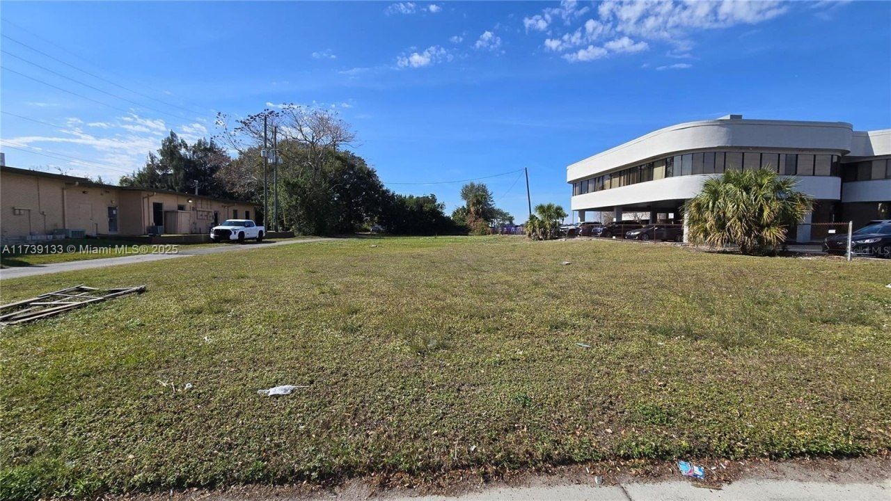 0 N Semoran Blvd N Semoran Blvd, Orlando, FL 32807 Photo