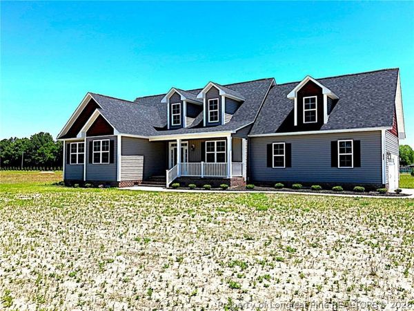 3018 Dinwiddle Drive, Wade, NC 28395
