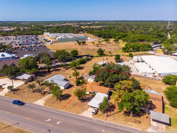 19231 E FM 2790, Lytle, TX 78052