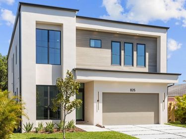 902 W FRIBLEY STREET, TAMPA, FL 33603