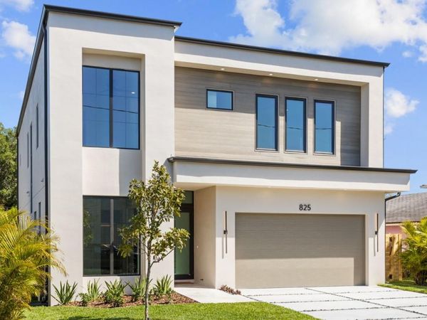 902 W FRIBLEY STREET, TAMPA, FL 33603