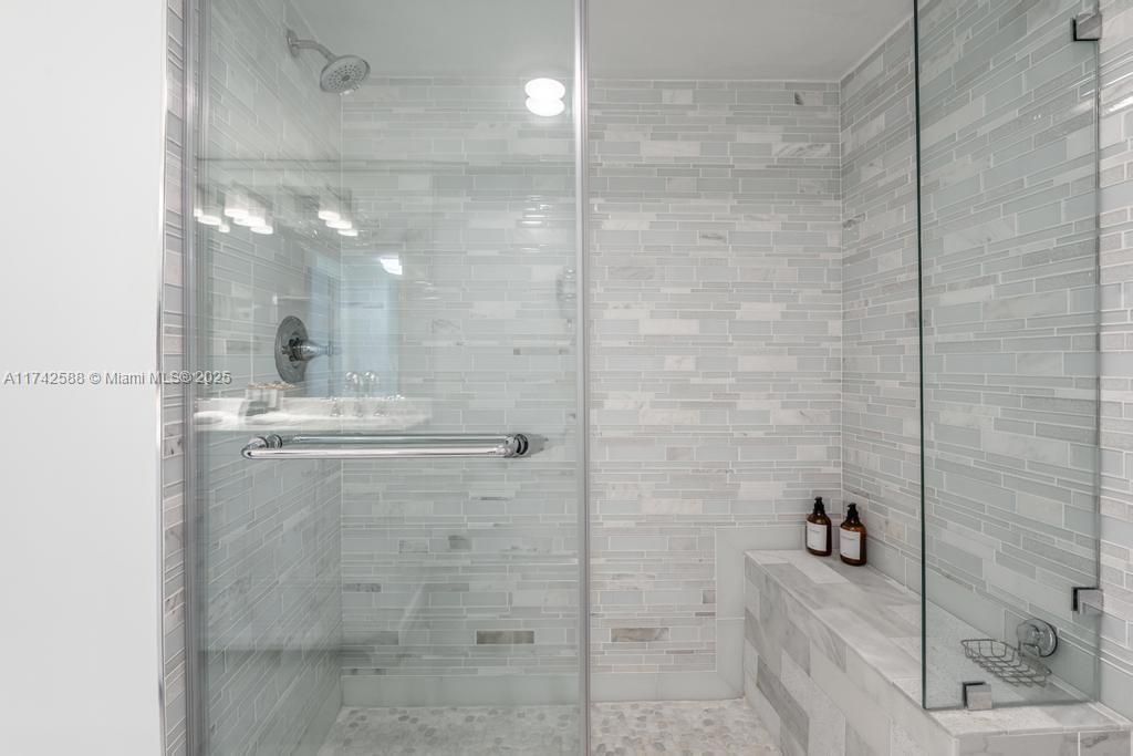 2951 S Bayshore Dr, Unit 907/909, Miami, FL 33133 Photo