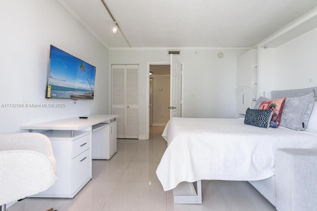 2951 S Bayshore Dr, Unit 907/909, Miami, FL 33133 Photo