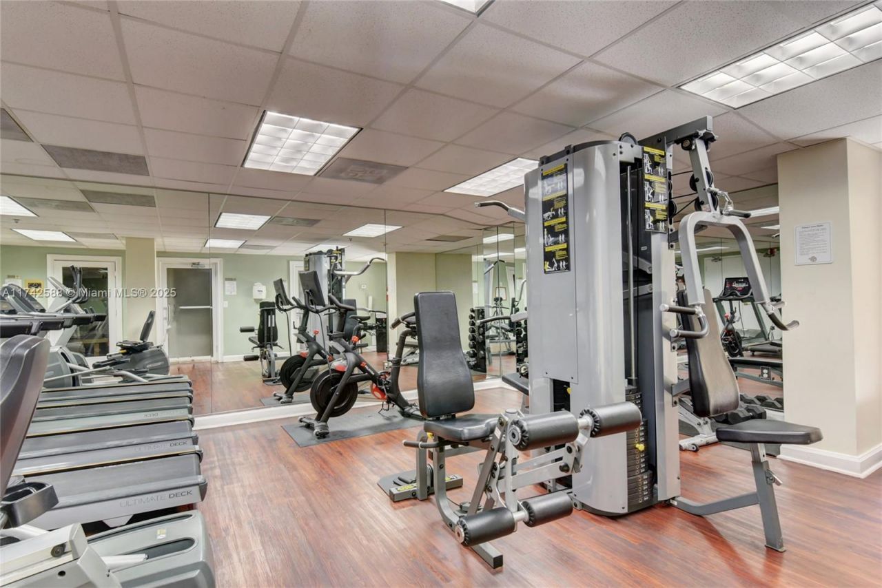 2951 S Bayshore Dr, Unit 907/909, Miami, FL 33133 Photo