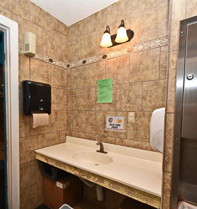 7651 Valencia College Lane, Orlando, FL 32807 Photo