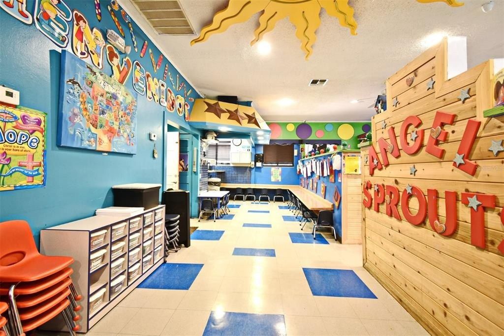 7651 Valencia College Lane, Orlando, FL 32807 Photo