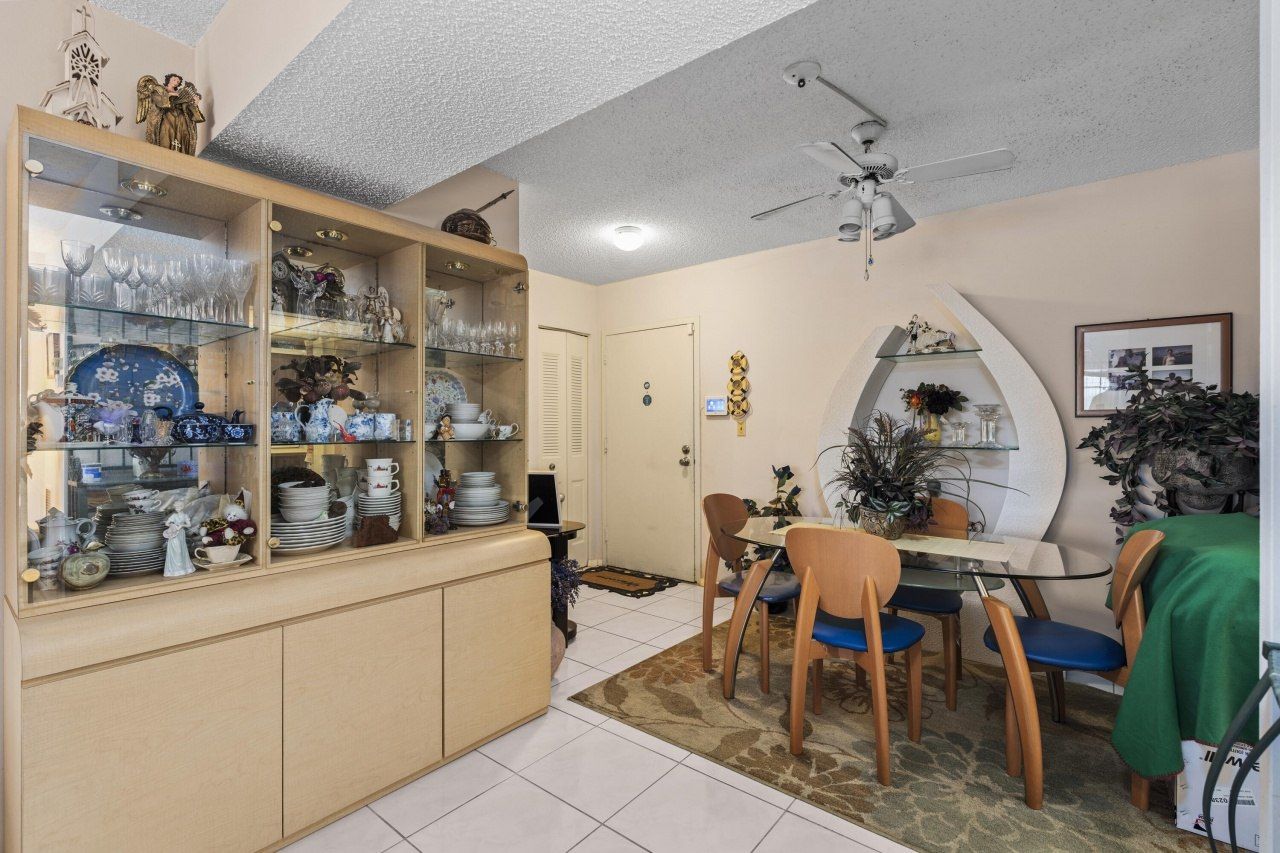 4174 Inverrary Drive, Unit 413, Lauderhill, FL 33319 Photo