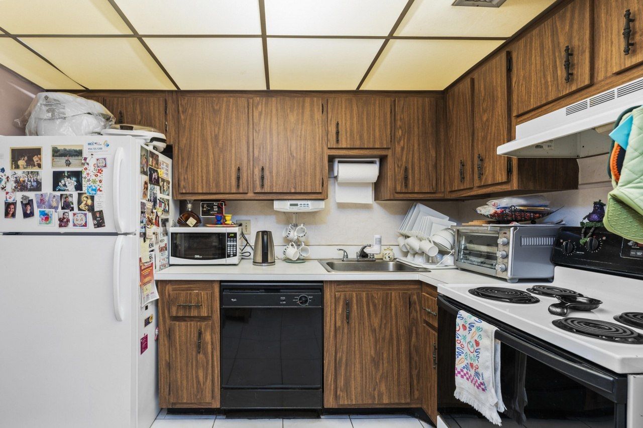 4174 Inverrary Drive, Unit 413, Lauderhill, FL 33319 Photo