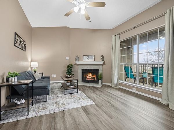 4113 Esters Road, Unit 609, Irving, TX 75038
