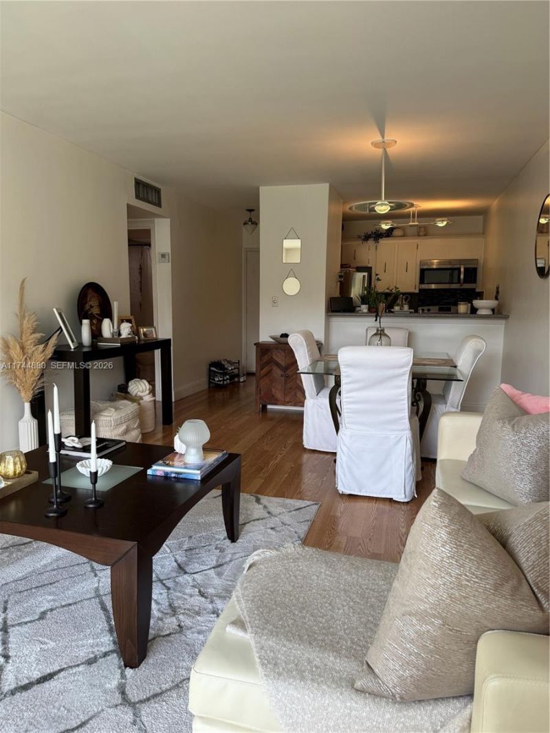 1225 NE 124th St, Unit 33A, North Miami, FL 33161 Photo