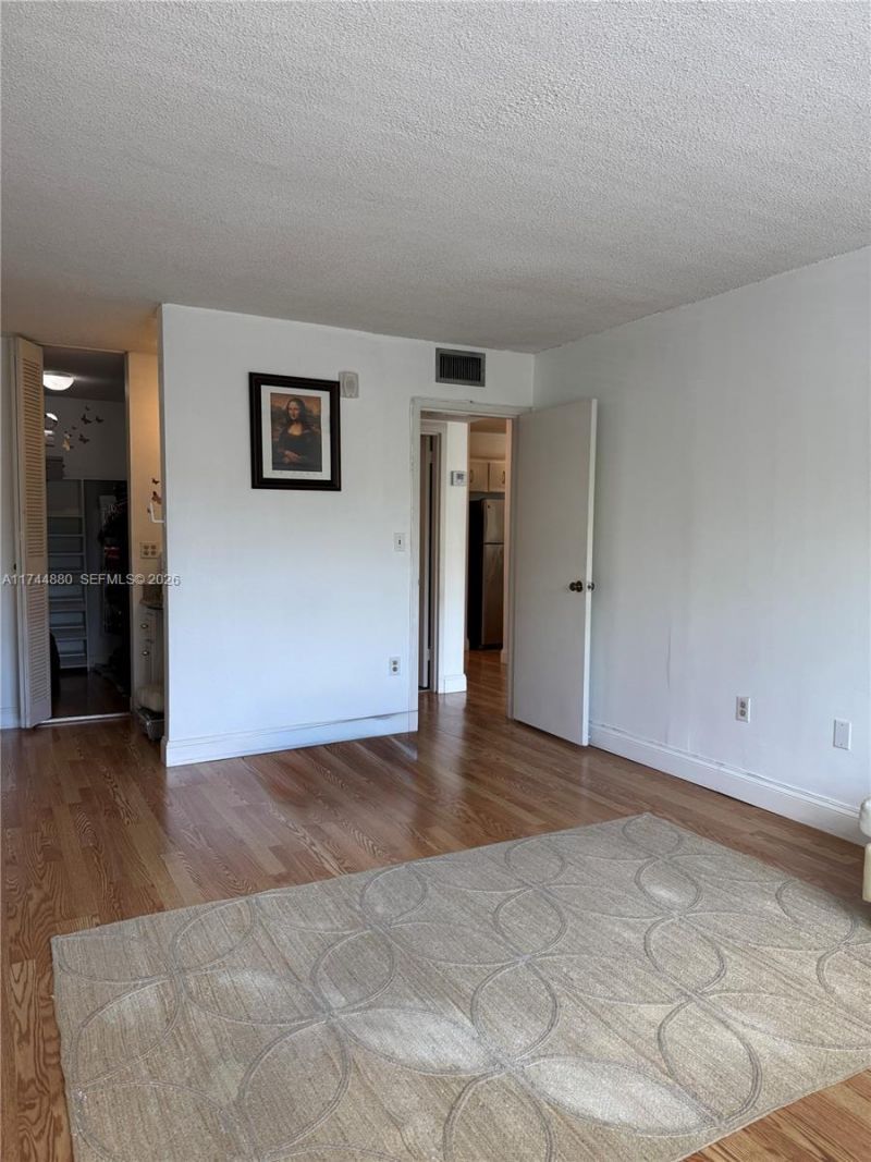 1225 NE 124th St, Unit 33A, North Miami, FL 33161 Photo