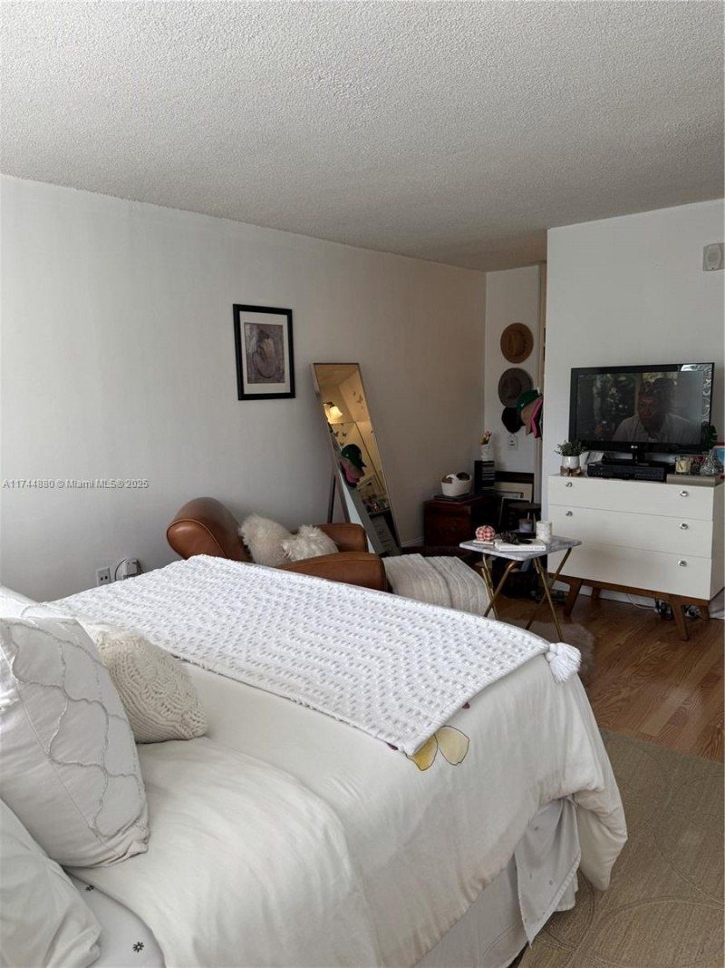 1225 NE 124th St, Unit 33A, North Miami, FL 33161 Photo