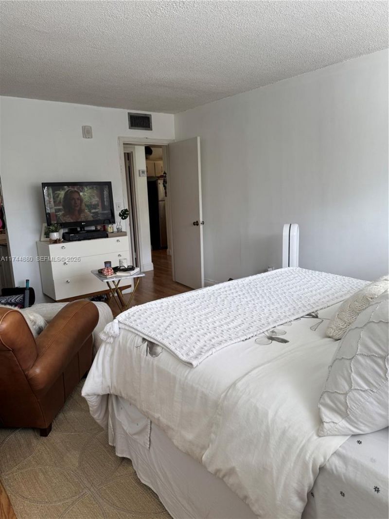 1225 NE 124th St, Unit 33A, North Miami, FL 33161 Photo