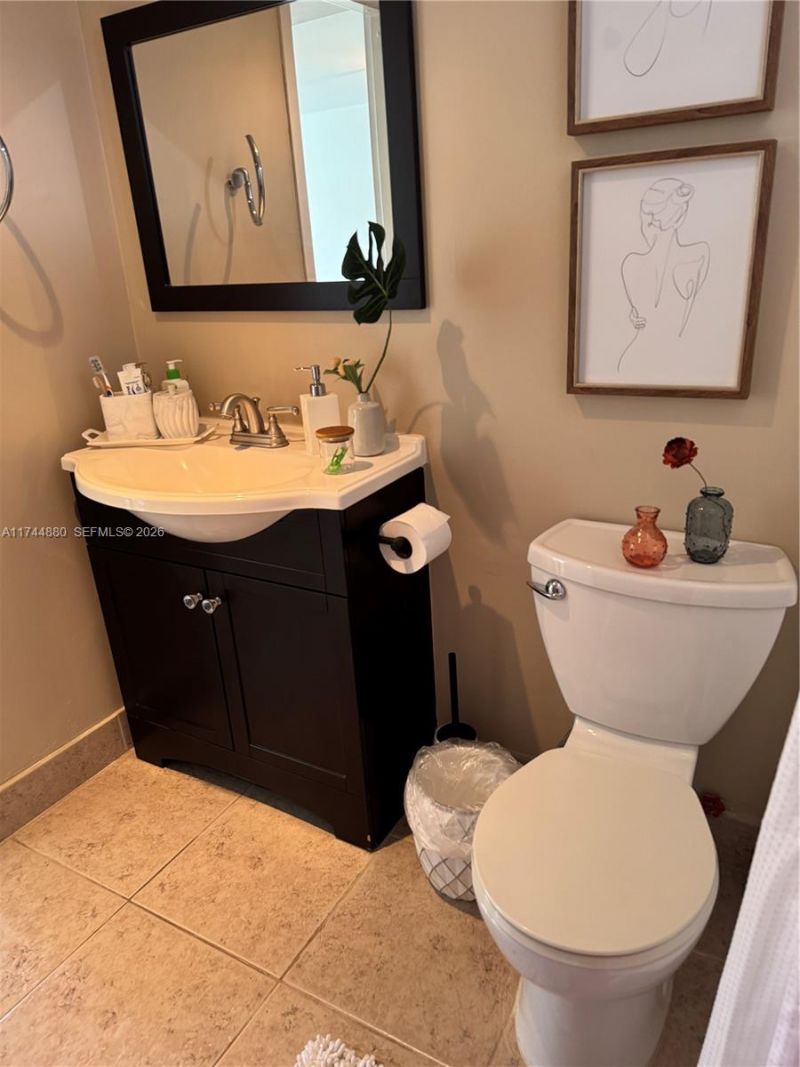 1225 NE 124th St, Unit 33A, North Miami, FL 33161 Photo