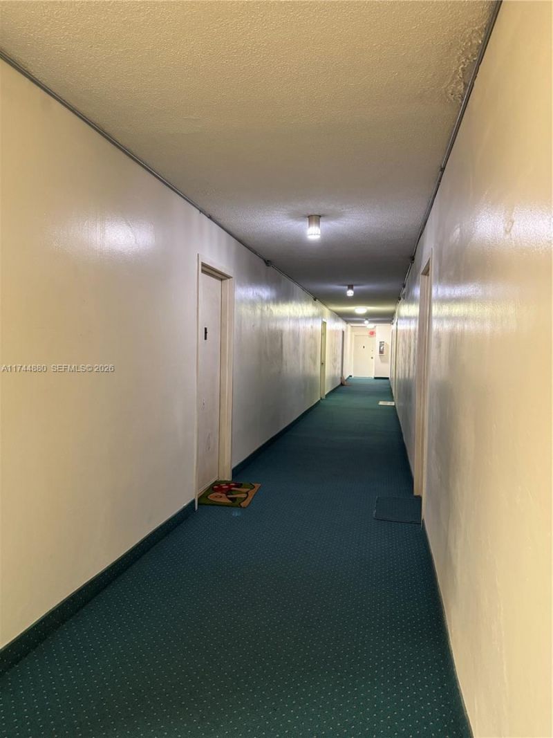 1225 NE 124th St, Unit 33A, North Miami, FL 33161 Photo