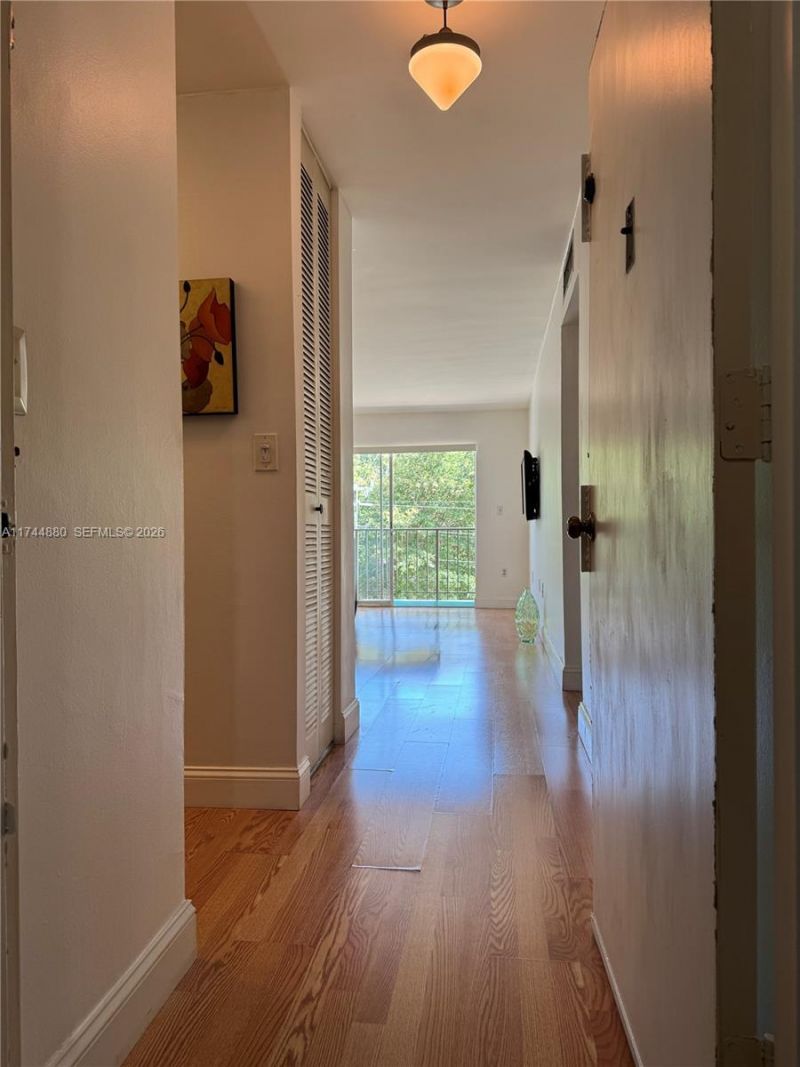 1225 NE 124th St, Unit 33A, North Miami, FL 33161 Photo