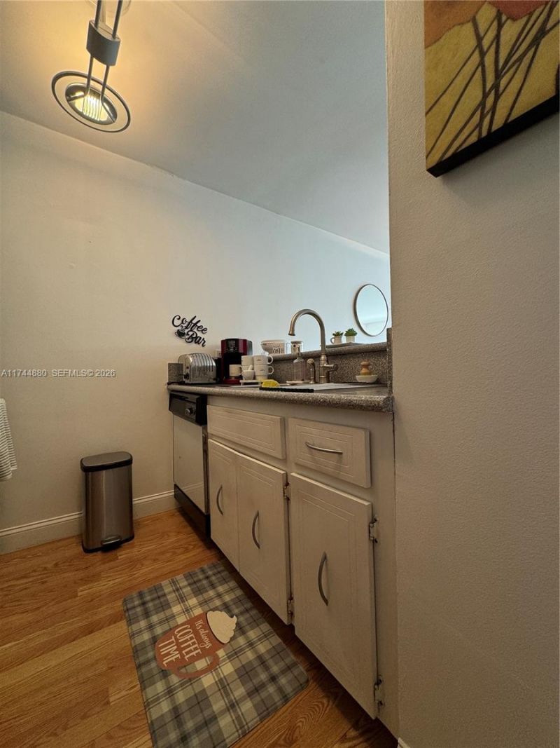 1225 NE 124th St, Unit 33A, North Miami, FL 33161 Photo