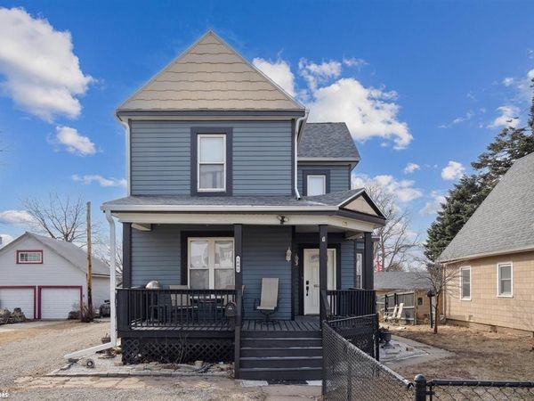 1008 W Church Street, Marshalltown, IA 50158