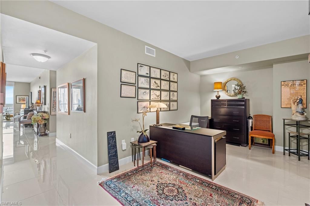 3000 Oasis Grand Blvd, Unit 2203, Fort Myers, FL 33916 Photo