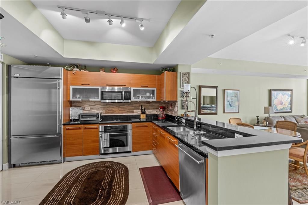 3000 Oasis Grand Blvd, Unit 2203, Fort Myers, FL 33916 Photo