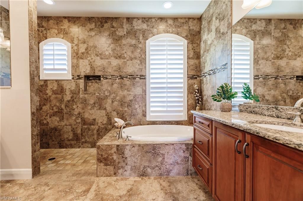 133 SW 54th Ter, Cape Coral, FL 33914 Photo